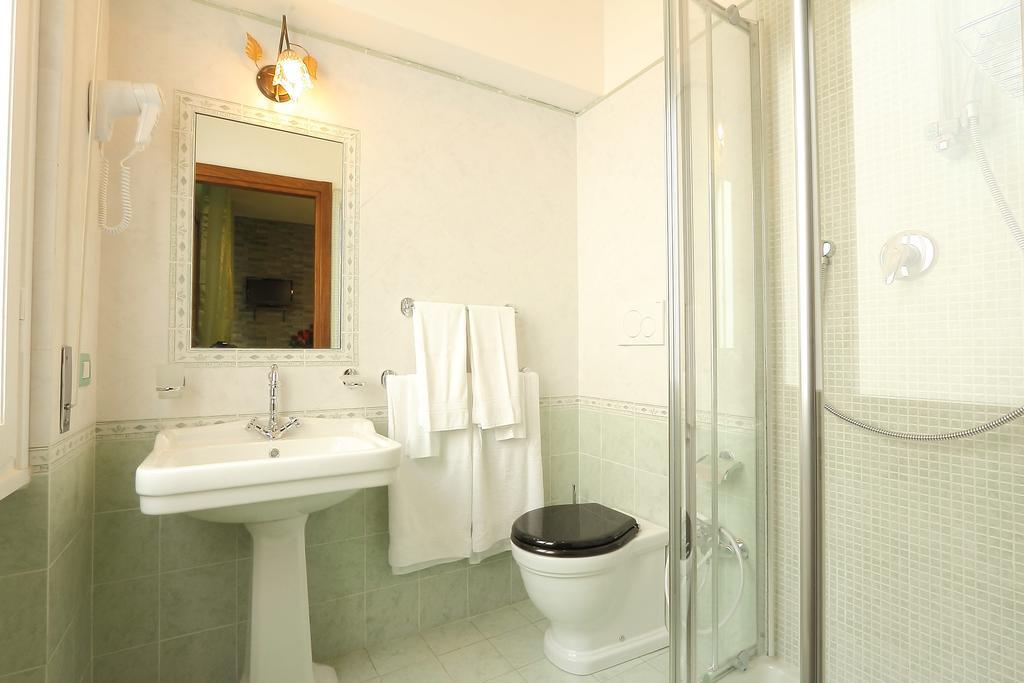 Katti House 2 Ξενοδοχείο Φλωρεντία Δωμάτιο φωτογραφία